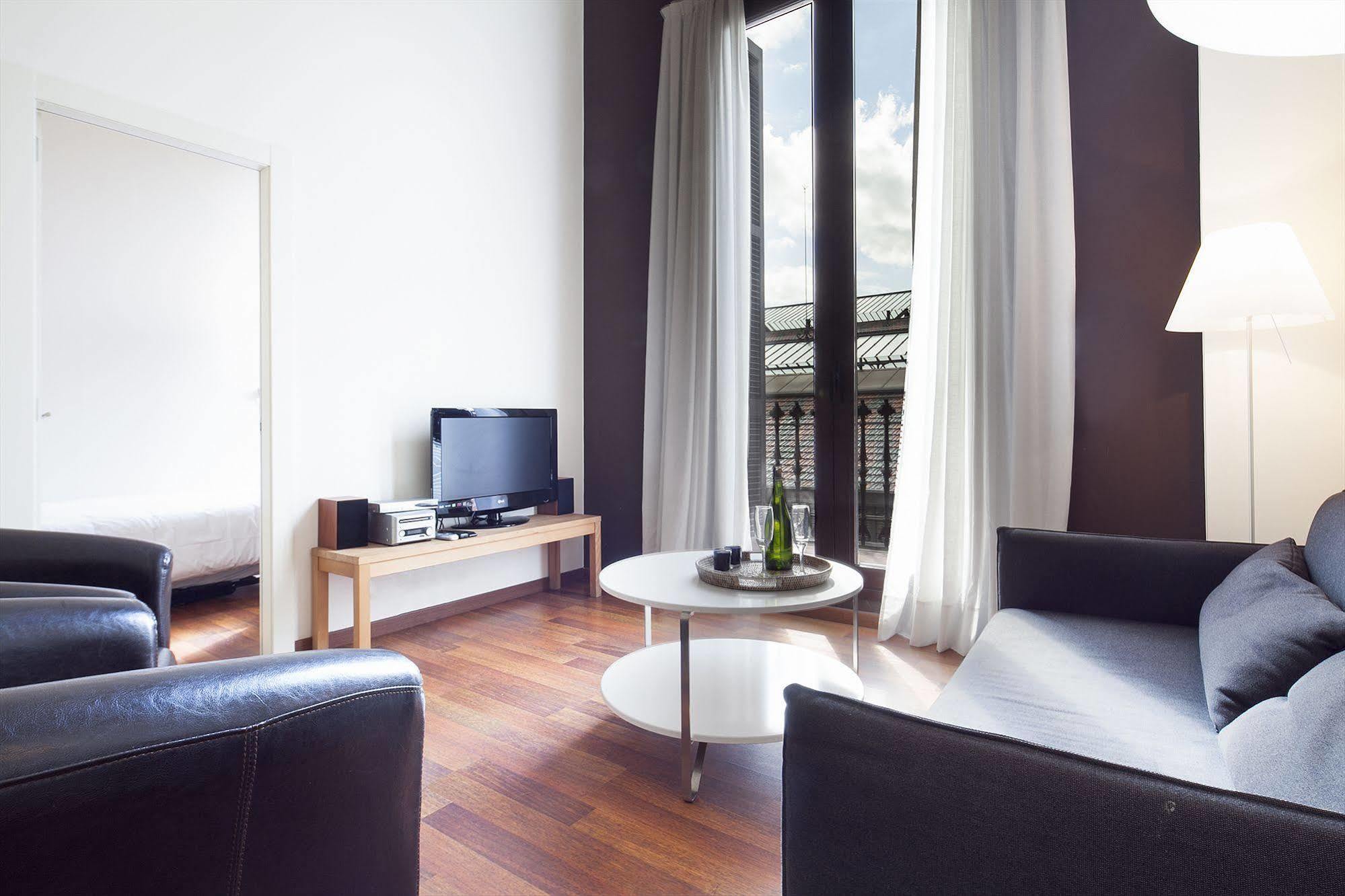 Inside Barcelona Apartments Mercat Экстерьер фото