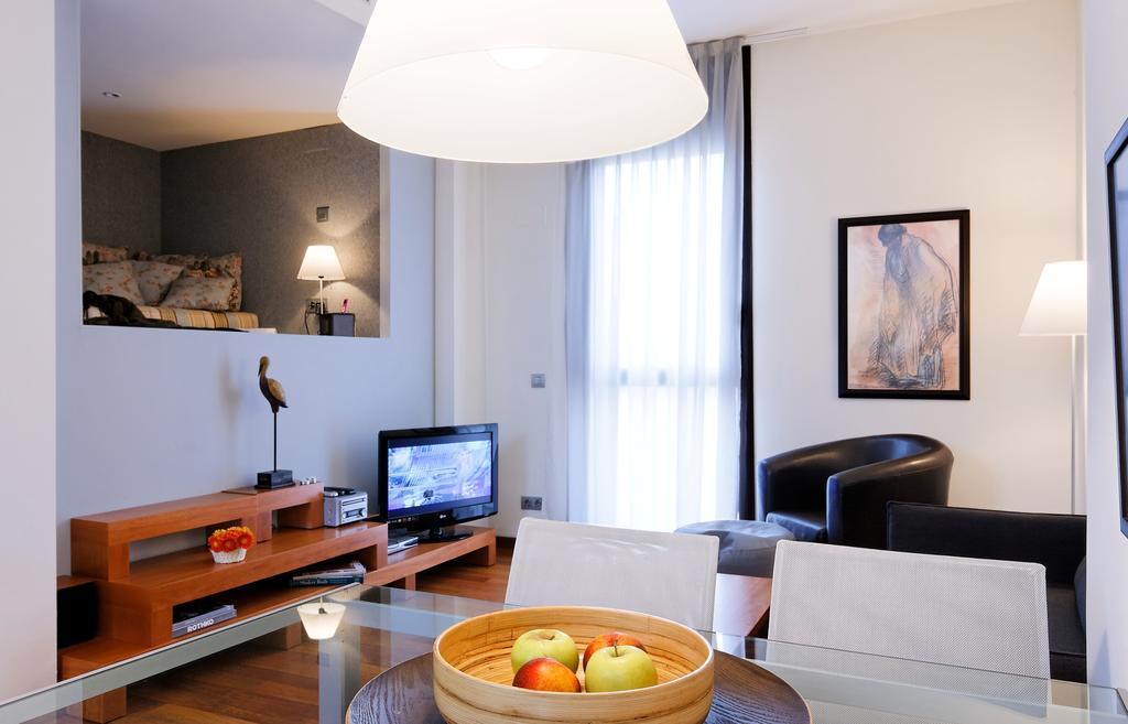 Inside Barcelona Apartments Mercat Экстерьер фото
