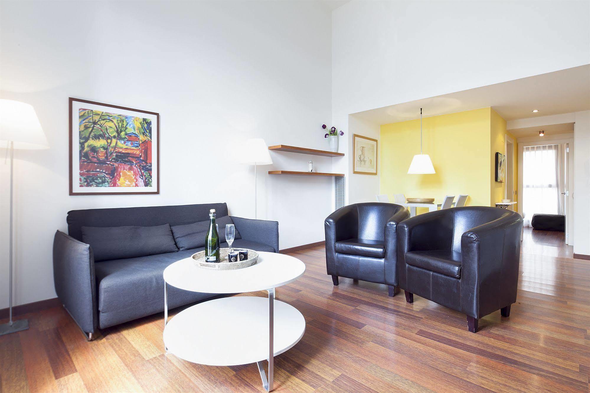 Inside Barcelona Apartments Mercat Экстерьер фото