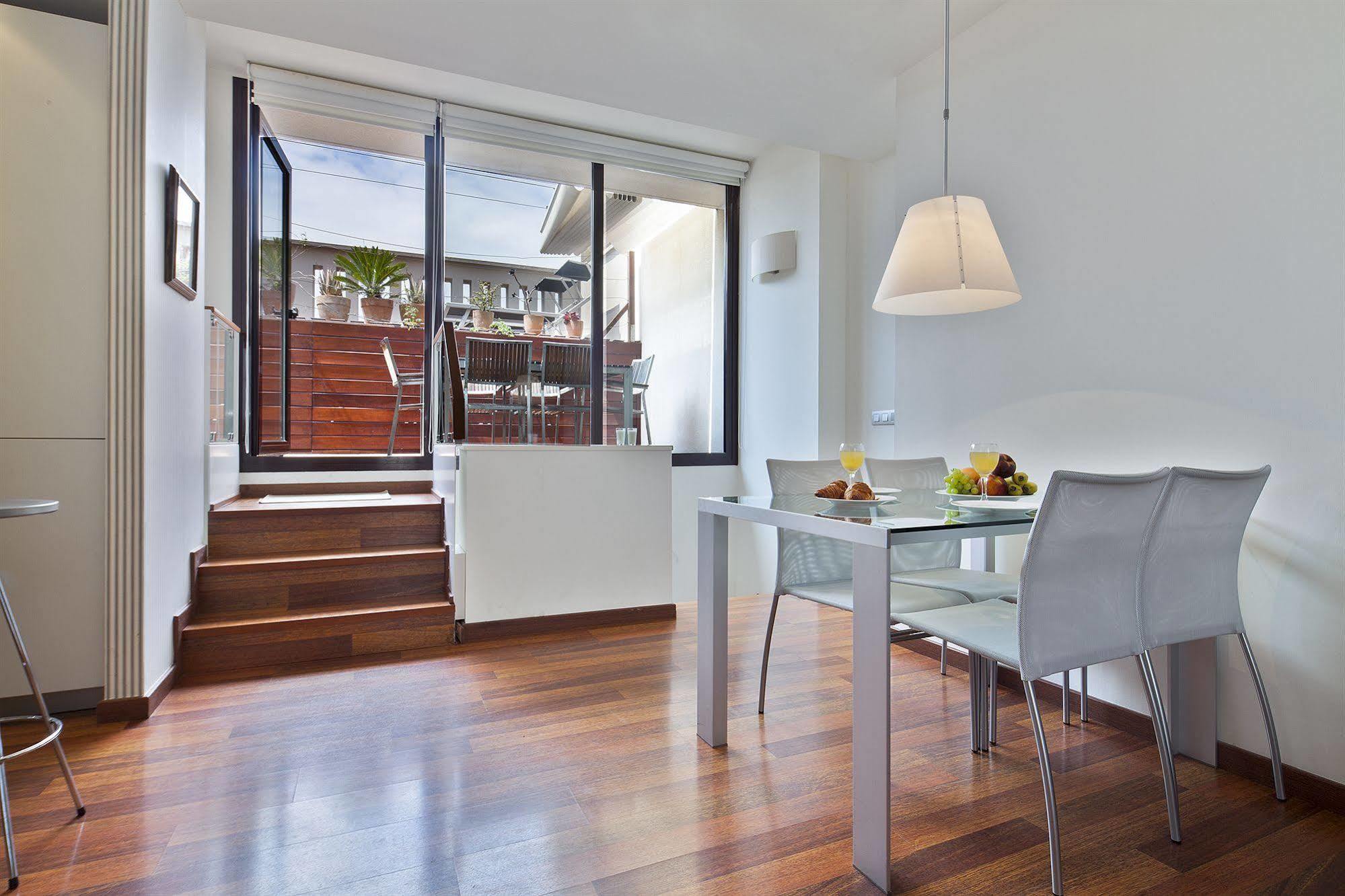 Inside Barcelona Apartments Mercat Экстерьер фото