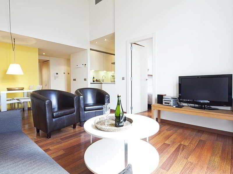 Inside Barcelona Apartments Mercat Экстерьер фото